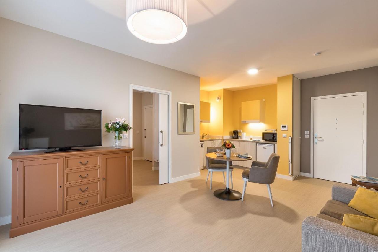 Residence La Minardiere Oiseme Екстериор снимка